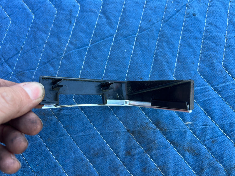 1986-1993 Volvo 240 244 Sedan Dash Vent End Corner Trim Pair Chrome OEM #4309EM