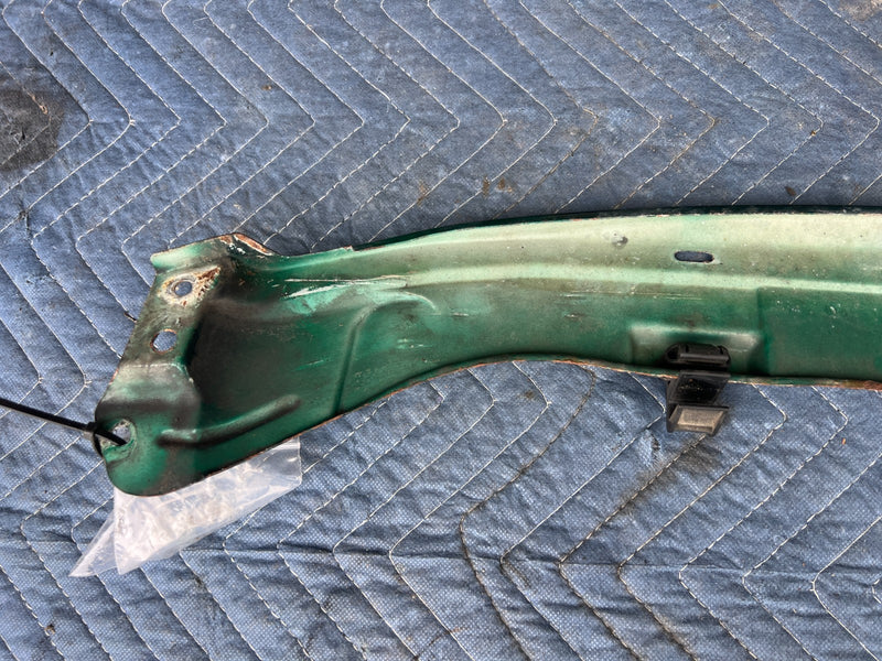 1998-2003 Mercedes W210 E320 Upper Radiator Support Bracket Green OEM #4718EM