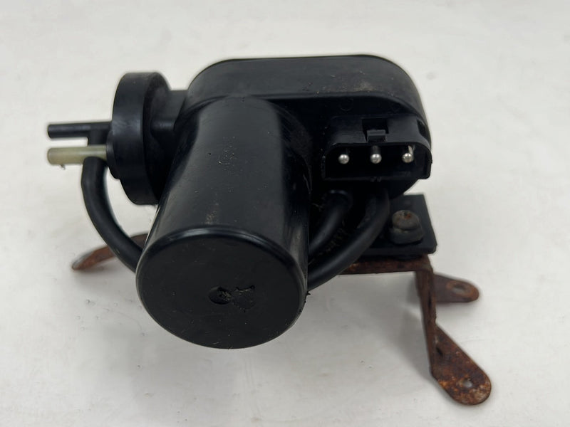 1990-1992 Volvo 740 745 940 Cruise Control Vacuum Pump 1273226 OEM #5911EM
