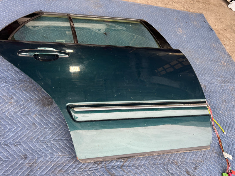 1998-2003 Mercedes W210 E320 Wagon Rear Passenger Right Door Assembly OE #4731EM