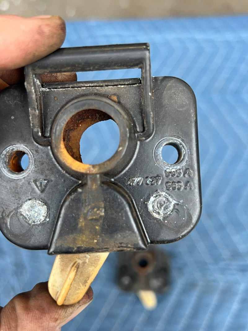 1983-1985 Porsche 944 Rear Hatch Trunk Latch Lock Hardware Assembly OEM #2553EM