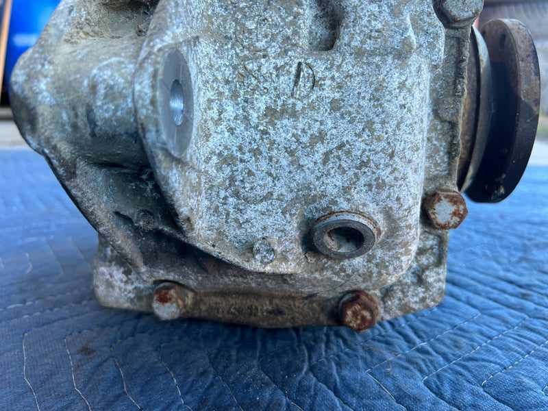 2000-2005 BMW 330xi 325xi E46 Rear Differential 3.23 Manual Trans OEM #4842EM