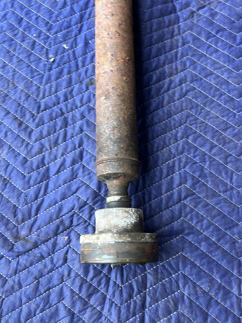 1996-2003 Audi S8 D2 A8 AWD Auto Trans Center Driveshaft w/ Flex Joint OEM #6370EM
