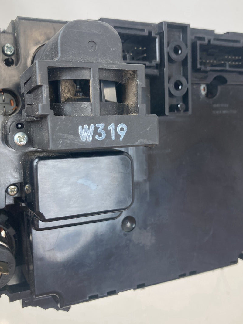 2004 Volvo S60 - HVAC Climate Control