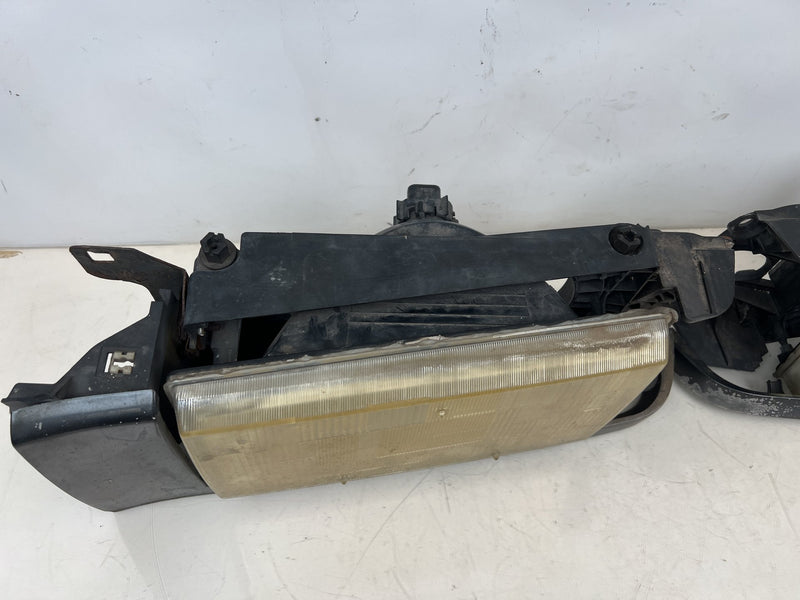 1989-1995 Volvo 740 940 Left Right Non-Fog Light Headlight Lamp Pair OEM #6798EM