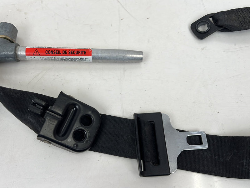 1990-1992 Volvo 740 745 940 Front Passenger Right Seat Belt Retractor w/ Bolts OEM #5836EM