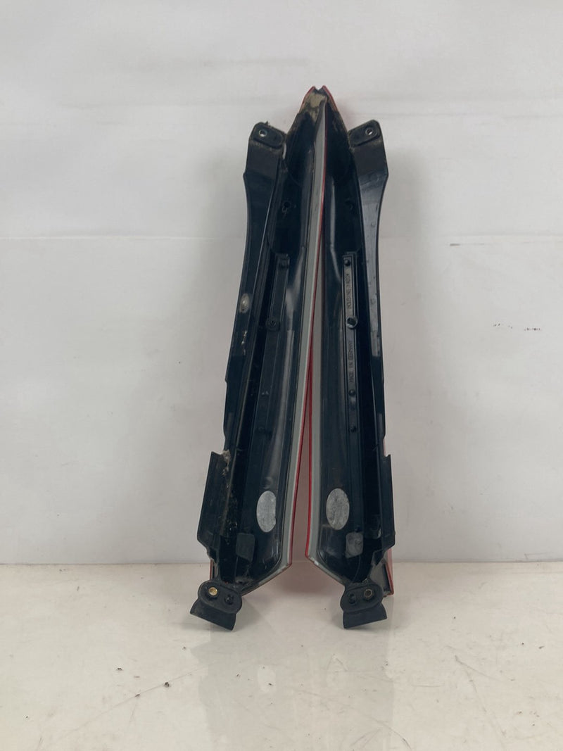 2003-2006 Volvo XC90 Right & Left Upper Tail Light Lamp Assembly Pair OEM #4816M
