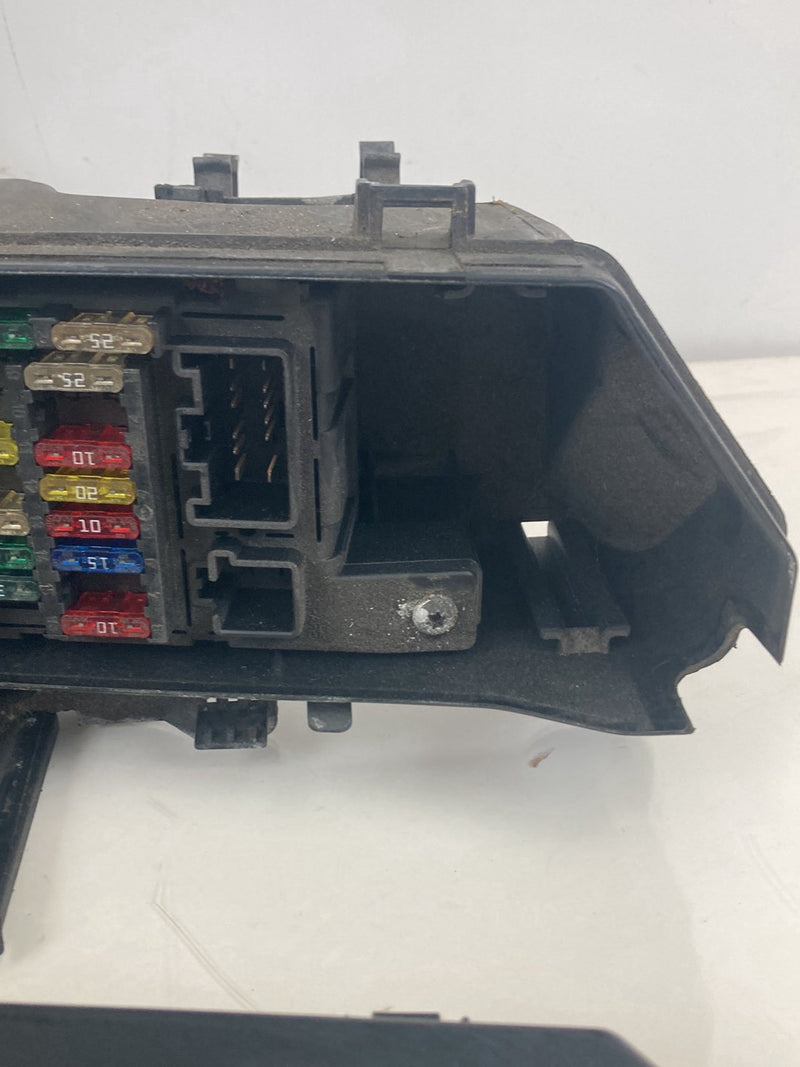 2005 Volvo XC90 I 275 Engine Fuse Box 9494210 9494211 OEM #4830M