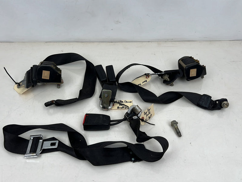 1990-1992 Volvo 740 745 940 Wagon Rear Seat Belt Retractor Buckle Set OEM #5857EM