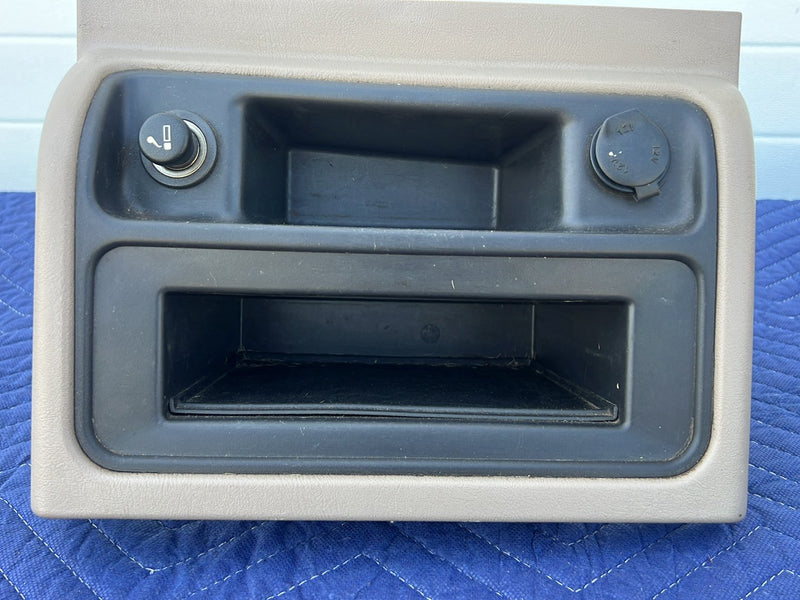 Chevrolet Silverado - Dash Storage PN: 15194292 15070497 15168085