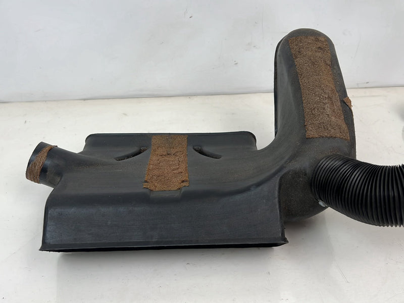 1983-1985 Porsche 944 HVAC AC Heat Mixing Chamber Dash Duct OEM #5669EM