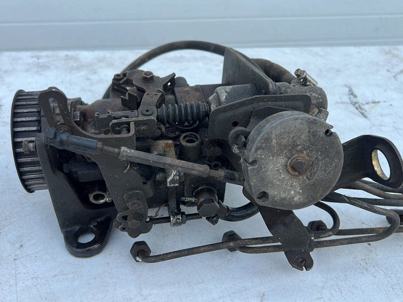 1975-1980 Volvo 244 D24 Diesel Bosch Fuel Injection Pump w/ Linkage OEM #5430EM