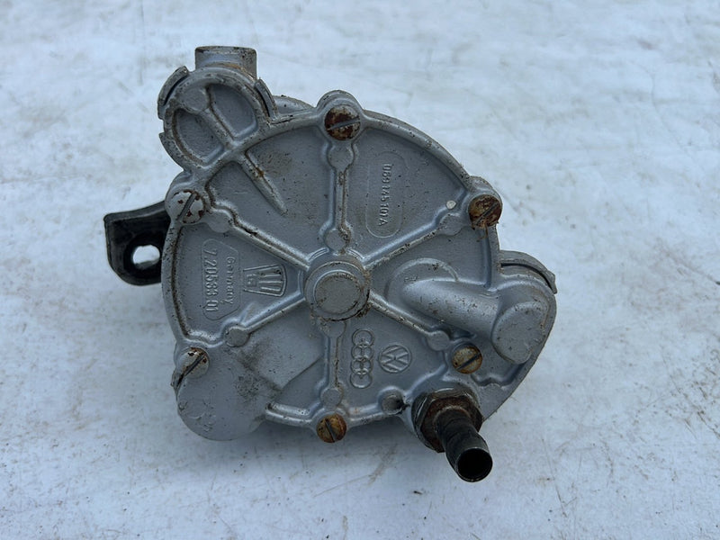 1975-1980 Volvo 244 240 Diesel Brake Vacuum Pump 72053301 OEM #5425EM