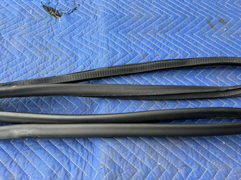 2005-2011 Audi A6 Front Rear LH & RH Door Seal Weather Guard Set of 4 OE #3398EM