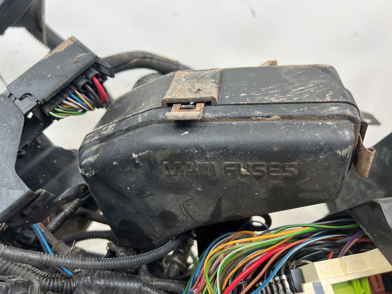 1998-2000 Volvo S70 V70 XC Engine Wiring Wire Harness w/ Fuse Box OEM #6854EM