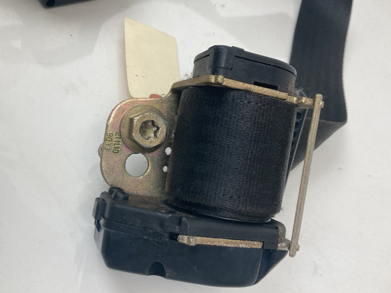 1992 Volvo 940 944 - Seat Belt Front Right PN: 3525485 3539750