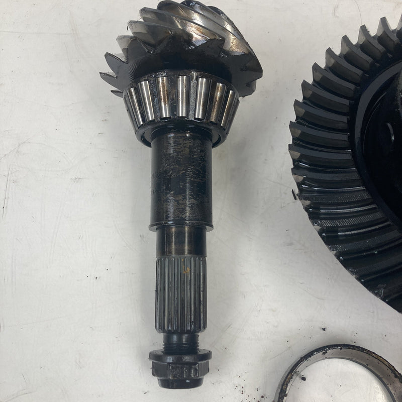 1981-1985 Volvo 240 245 Rear Axle Differential Gear Set 3.31:1 Gear Ratio OEM