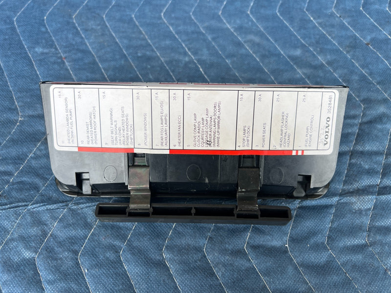 1989-1995 Volvo 740 940 Center Dash Fuse Box Cover Storage 1258895 OEM #3760EM