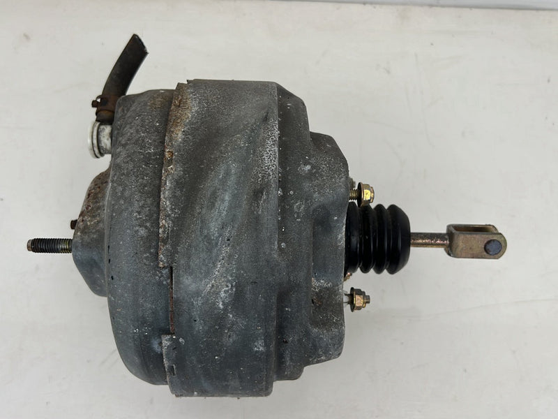 1990-1992 Volvo 740 745 940 Brake Booster Master Cylinder Assembly OEM #5893EM