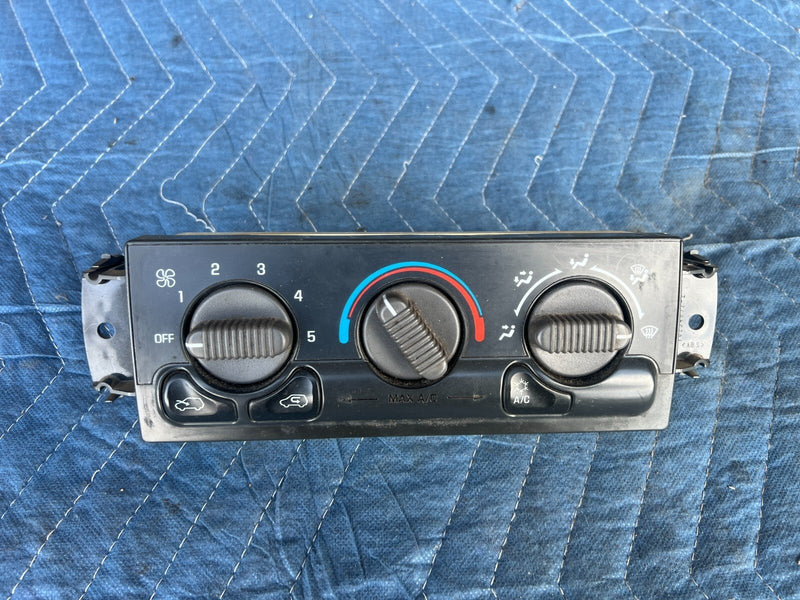 1999-2002 Chevy Silverado GM 1500 2500 AC Heat Climate Control Switch OE #1820CN