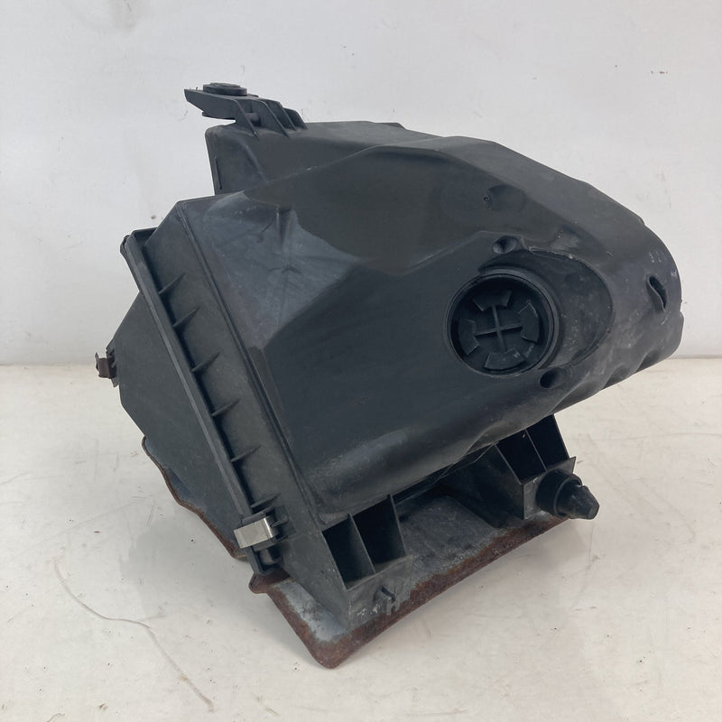 2001-2005 Volkswagen Passat Air Cleaner Box MAF OEM #5542M