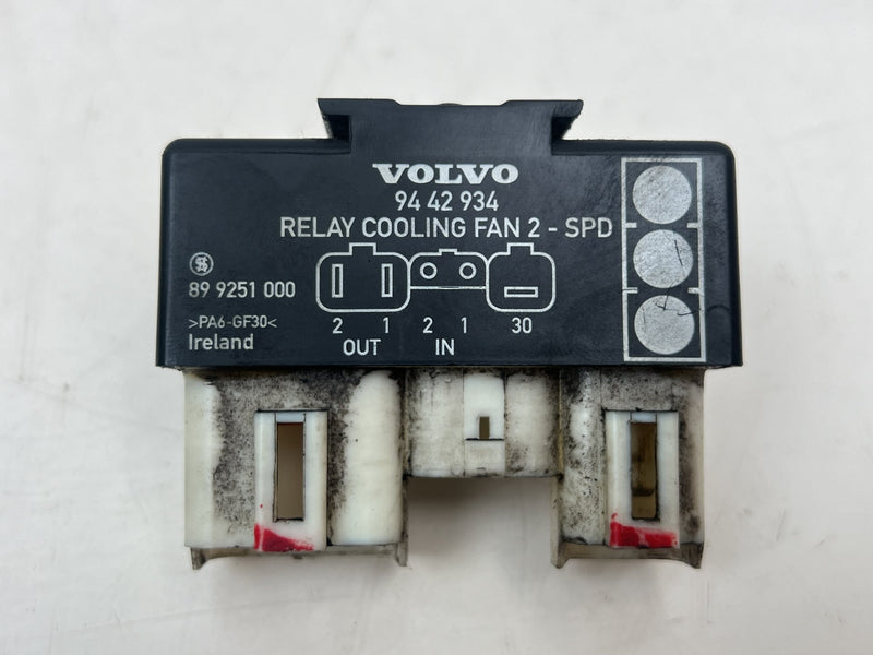 1998-2000 Volvo S70 V70 XC Cooling Fan Relay Control 9442934 OEM #6873EM