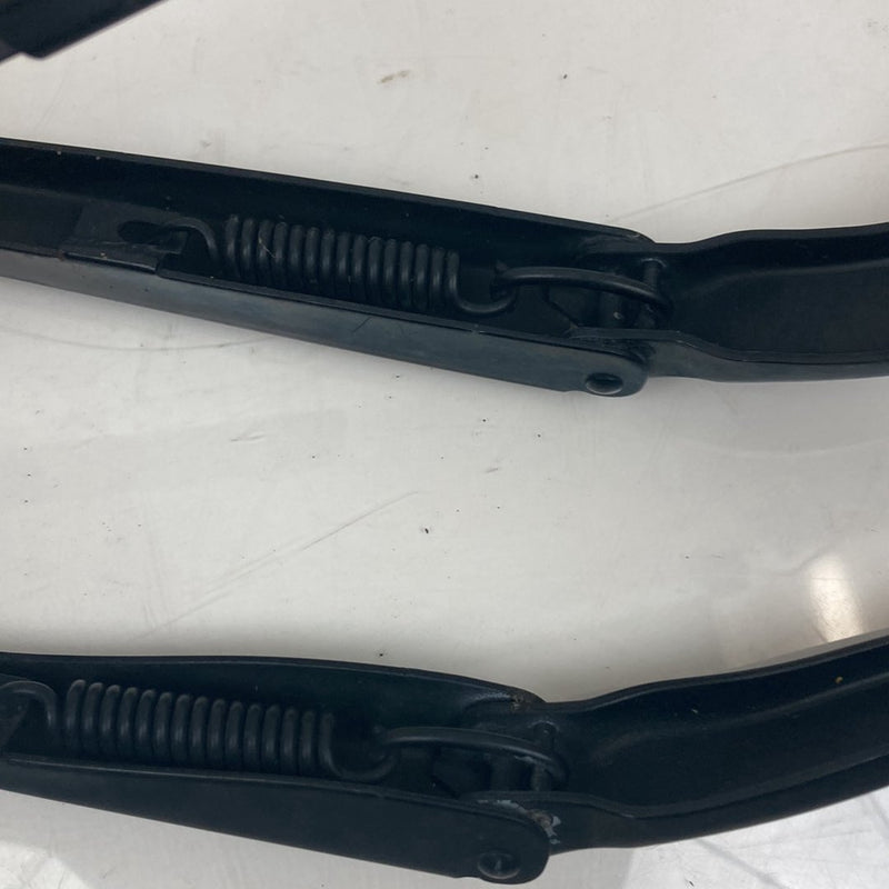 2009-2011 BMW 328i E90 Windshield Wiper Arm 179158 179156 OEM #4799M