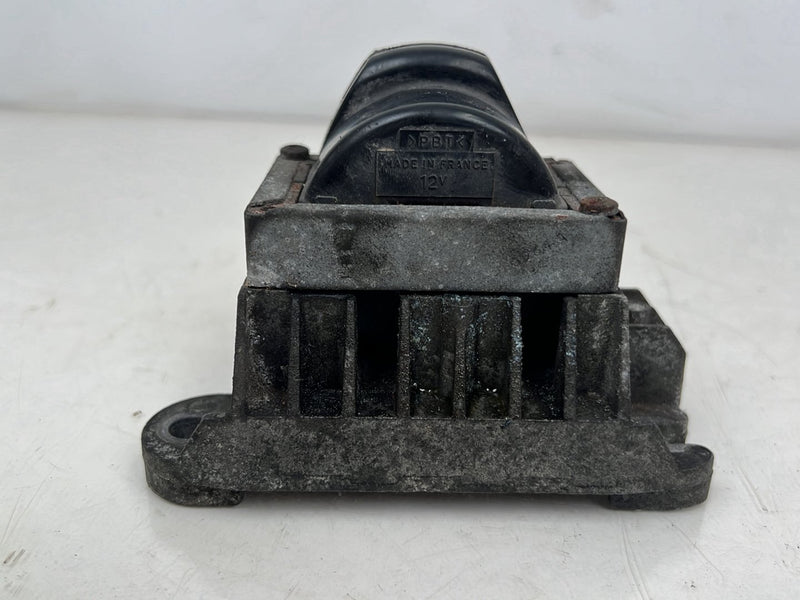 1990-1992 Volvo 740 745 940 Siemens Ignition Coil Module 1367438 OEM #5920EM