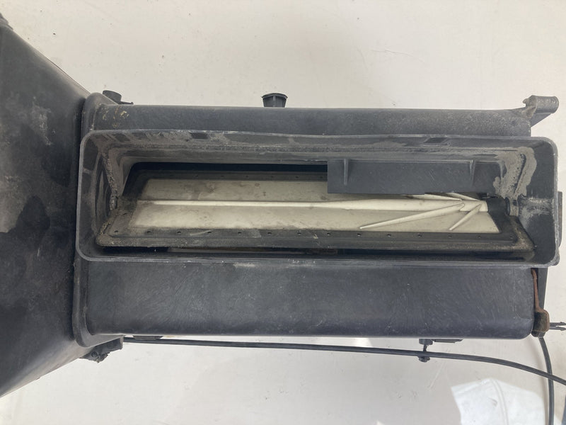 1988-1994 Chevrolet Silverado 1500 GMT400 HVAC Box Heat AC Fan OEM #4446M