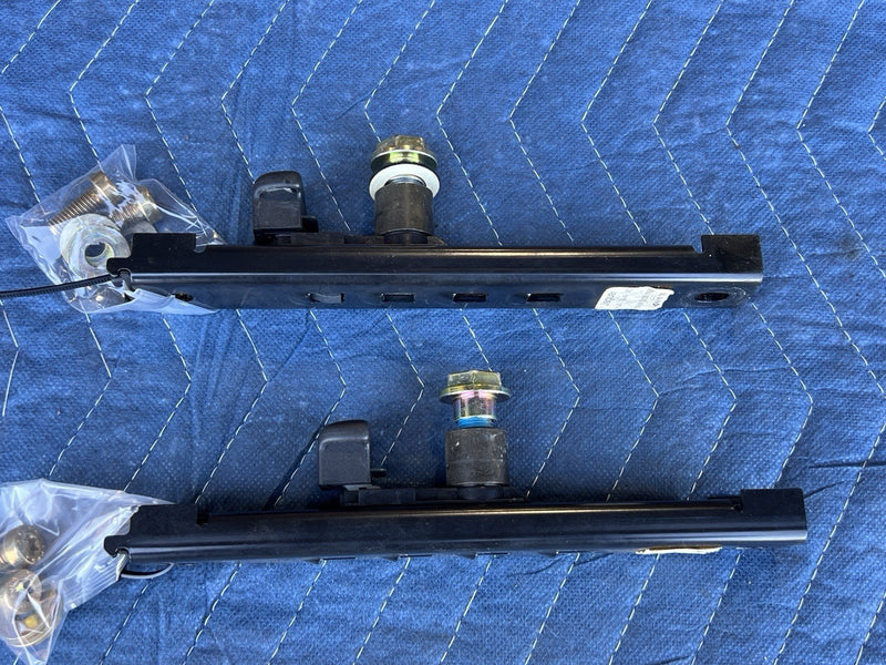 1998-2003 Jaguar XJR XJ8 Left & Right Seat Belt Adjuster Pair B Pillar OE #4625E