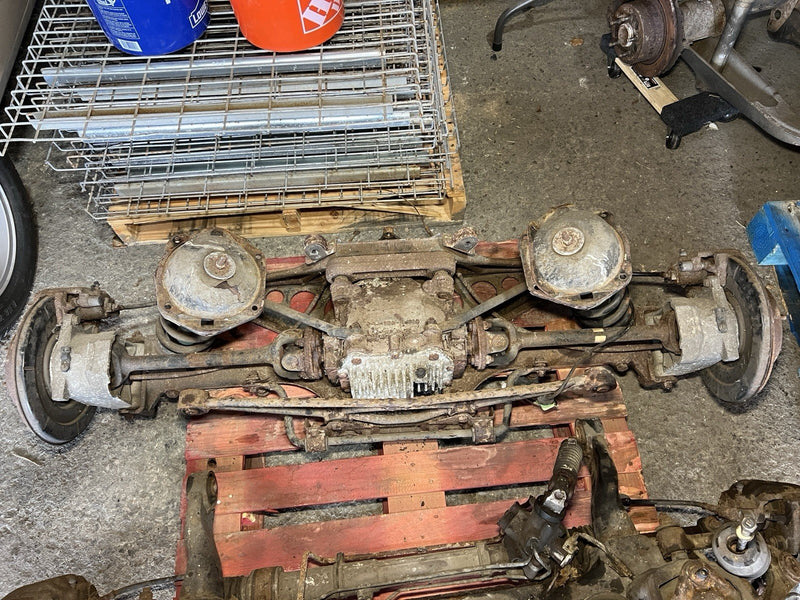 1998-2003 Jaguar XJR XJ8 X308 Rear Subframe Differential Suspension OEM #4742E