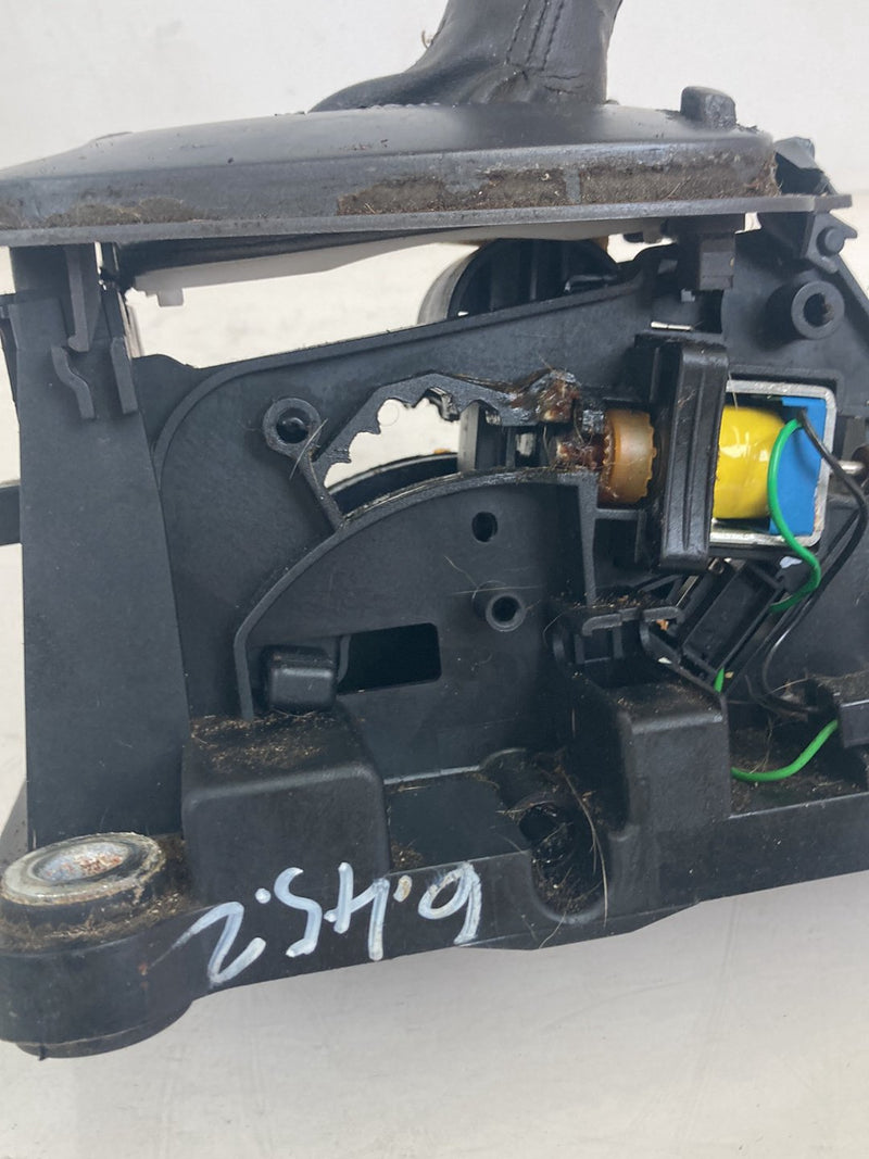 1998-2000 Volvo V70 S70 Automatic Shifter Assembly OEM #5223M