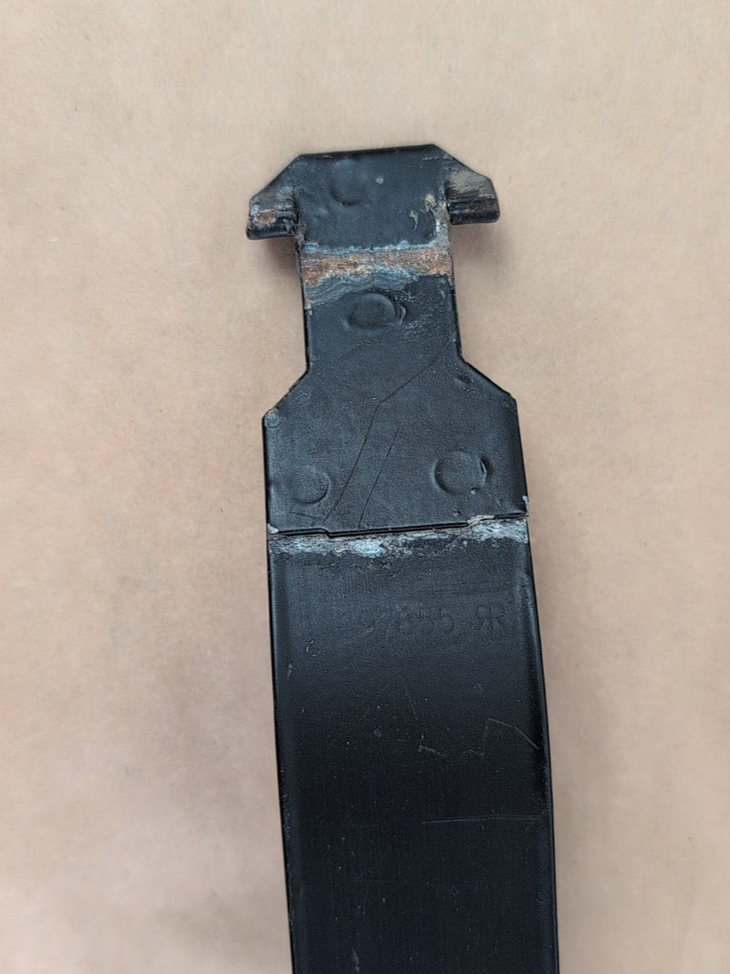 1995-1997 GMC Yukon Fuel Tank Strap Brackets Pair 697655 15978247 OEM