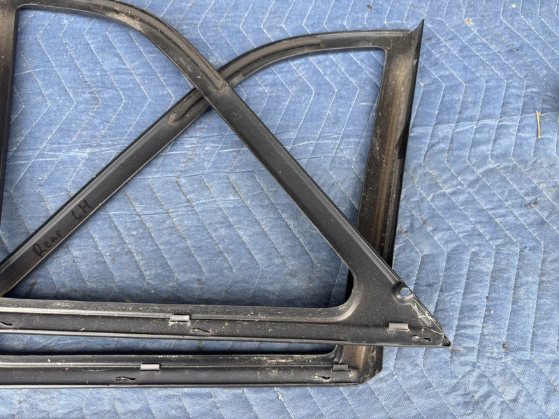 1986-1993 Volvo 240 244 Sedan Exterior Quarter Window Trim L & R OEM #4898E