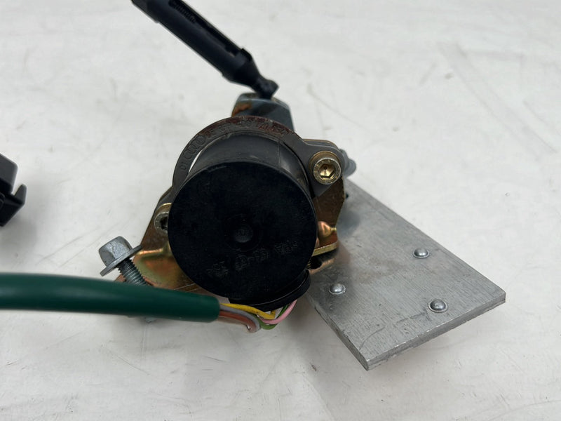 1996-2003 Audi S8 D2 A8 S8 Bosch Throttle Pedal Position Sensor OEM #6524EM