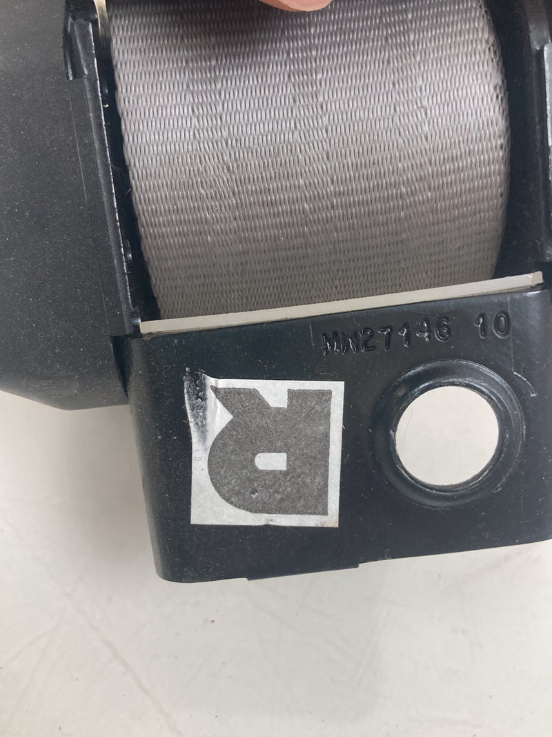 1996 Chevrolet Silverado GMT800 - Seat Belt Rear Right PN: 15728034 9022