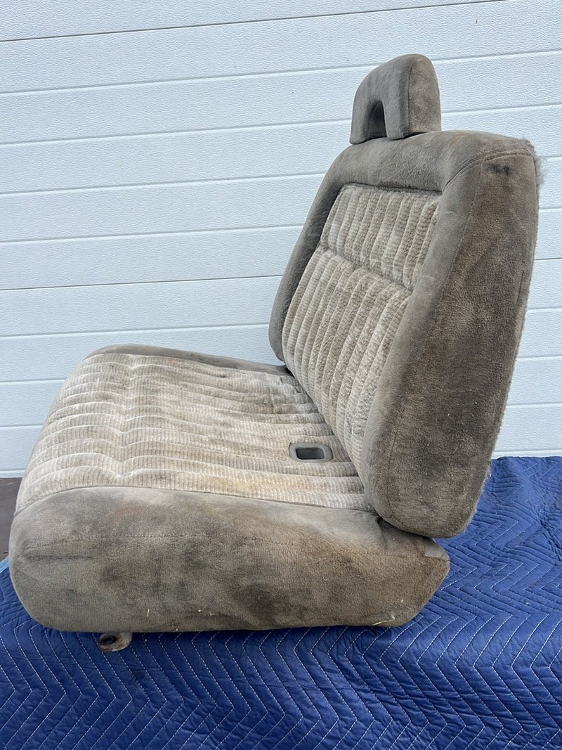 Chevrolet Silverado - Front Seat PN: 22045-1