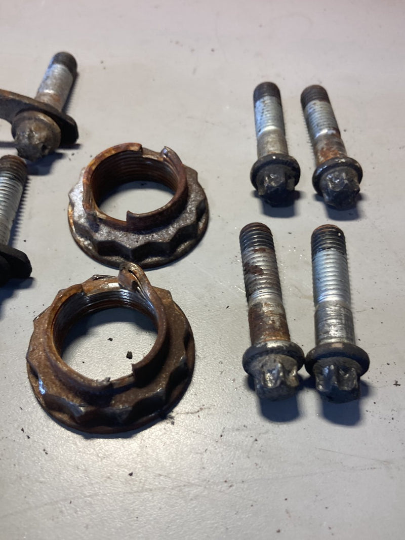 2003-2007 BMW 545i E60 Hardware CV Axle Rear Bolts OEM #4989M