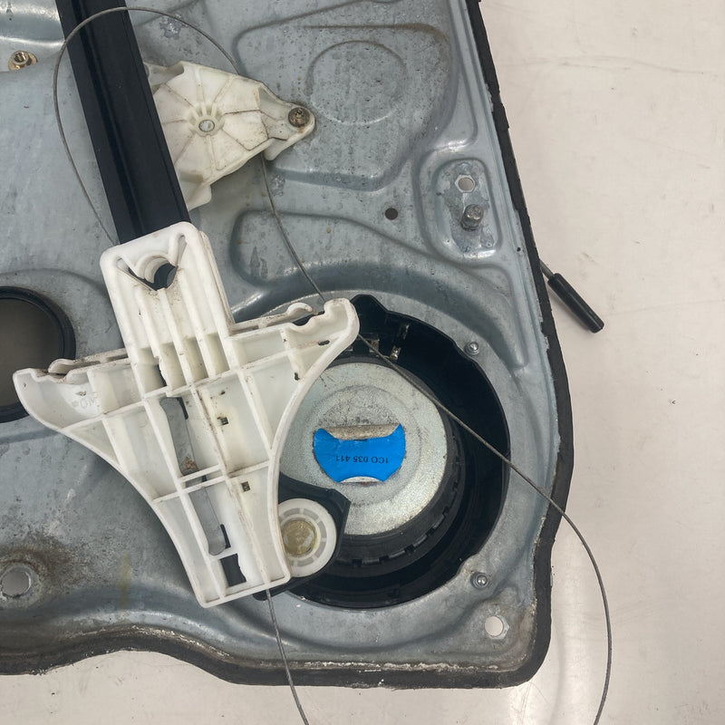 2001-2005 Volkswagen Passat Window Regulator Rear Right Motor OEM #5561M