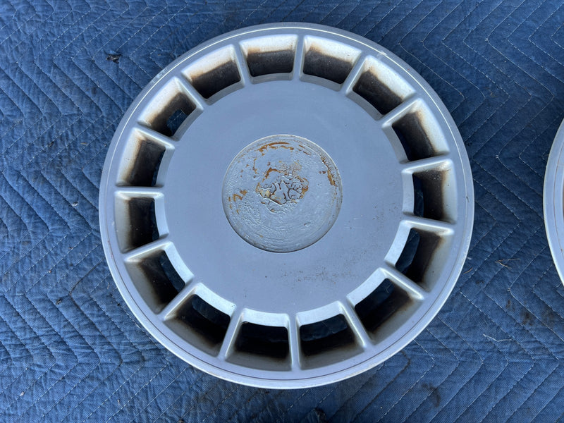 1986-1993 Volvo 240 244 Sedan 14" Hub Cap Wheel Cover Trim 1372165 OEM #4377EM