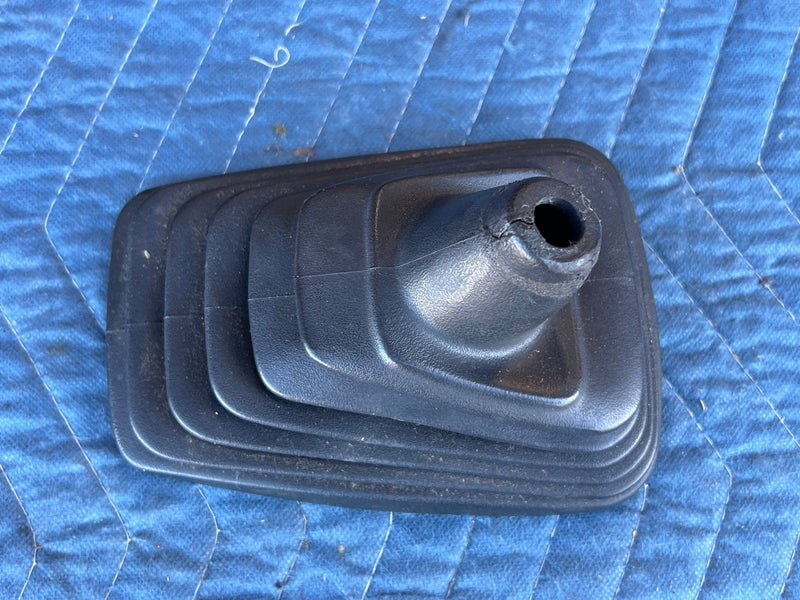 1985-1992 Volkswagen Golf Shift Boot Surround Black Manual Trans 191711115 OEM