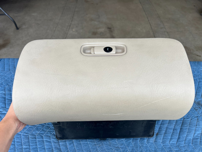 1998-2002 Honda Accord C106-5172-100 77500 Glove Box Assembly #1955CN