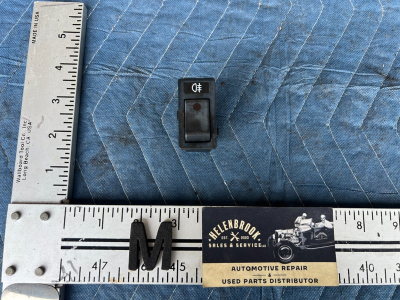 1989-1995 Volvo 740 940 Dash Front Fog Light Button Switch 1362338 OEM #3811EM