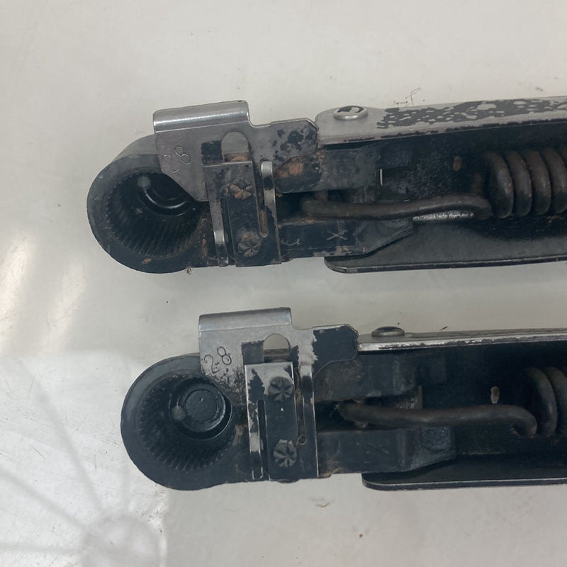 1996 Chevrolet Silverado GMT800 - Wiper Arm