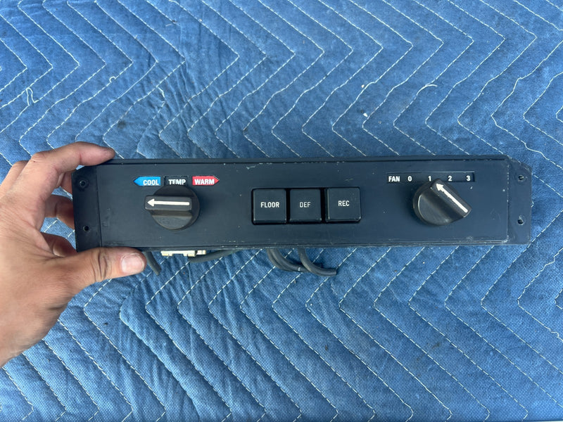 1967-1974 Volvo 140 142 Dash A/C Heat Climate Control Switch Panel OE #4906EM