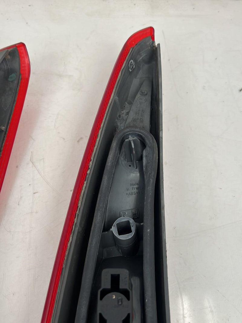 1993-1997 Volvo 850 Left & Right Upper Lower Tail Light Full Set OEM