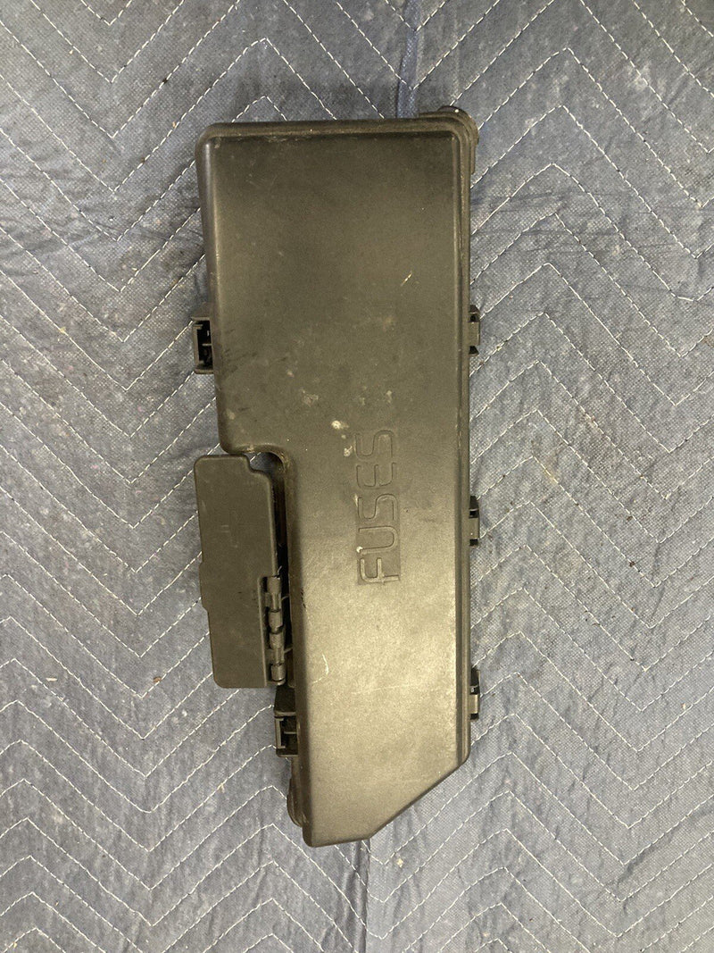 2005-2007 Volvo S60R S60 V70R Engine Bay Fuse Box Cover Panel 9494211 OEM #4392E