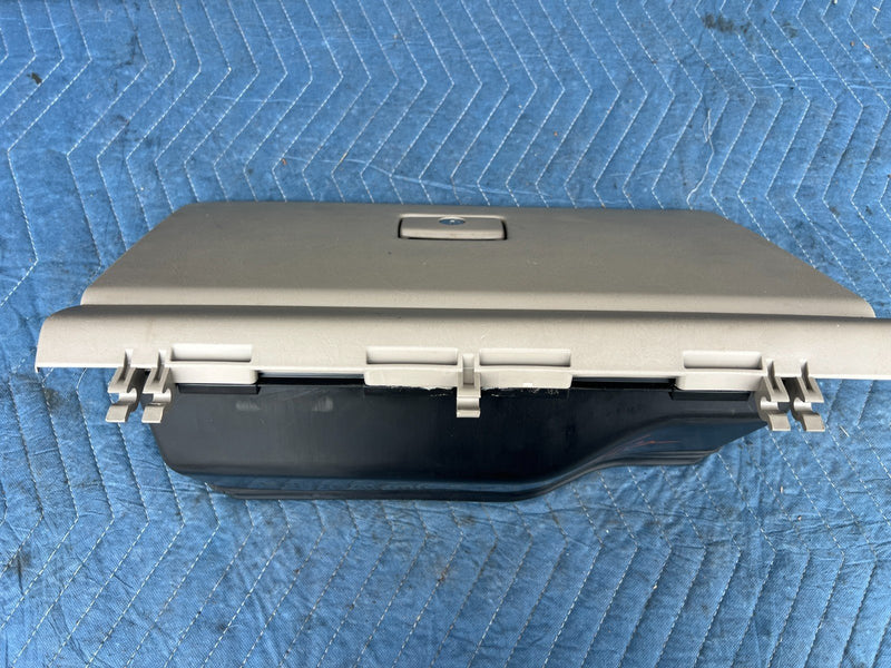 2002-2006 Toyota Camry Glove Box Door  Compartment 55501-33080/90 OEM #71DU