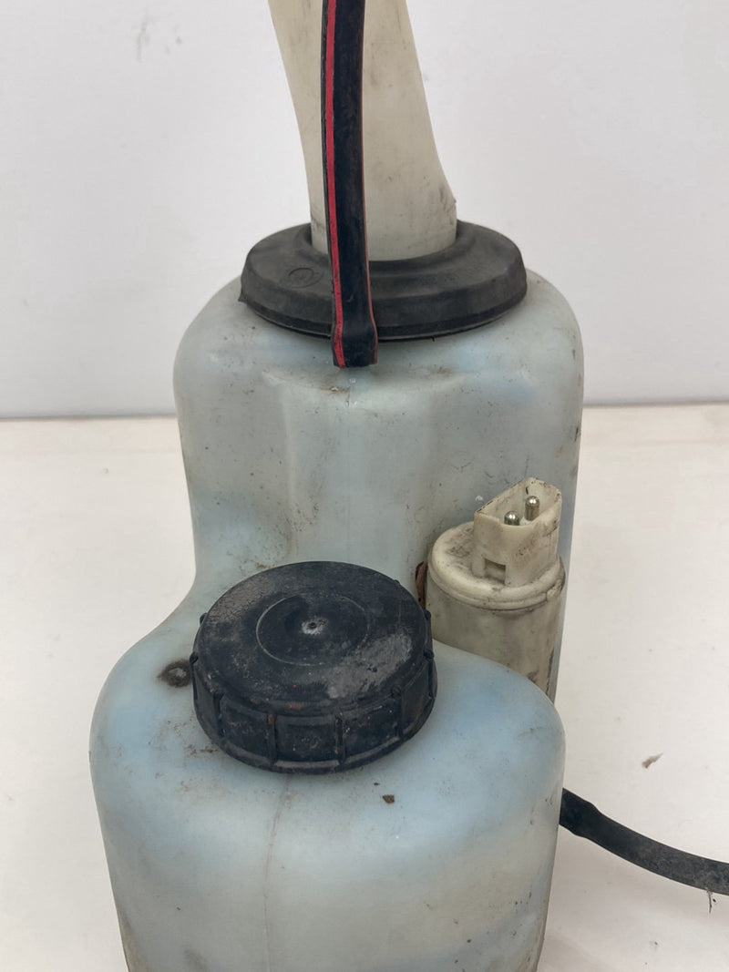 1992 Volvo 940 944 - Windshield Washer Reservoir PN: 3538453 1392854