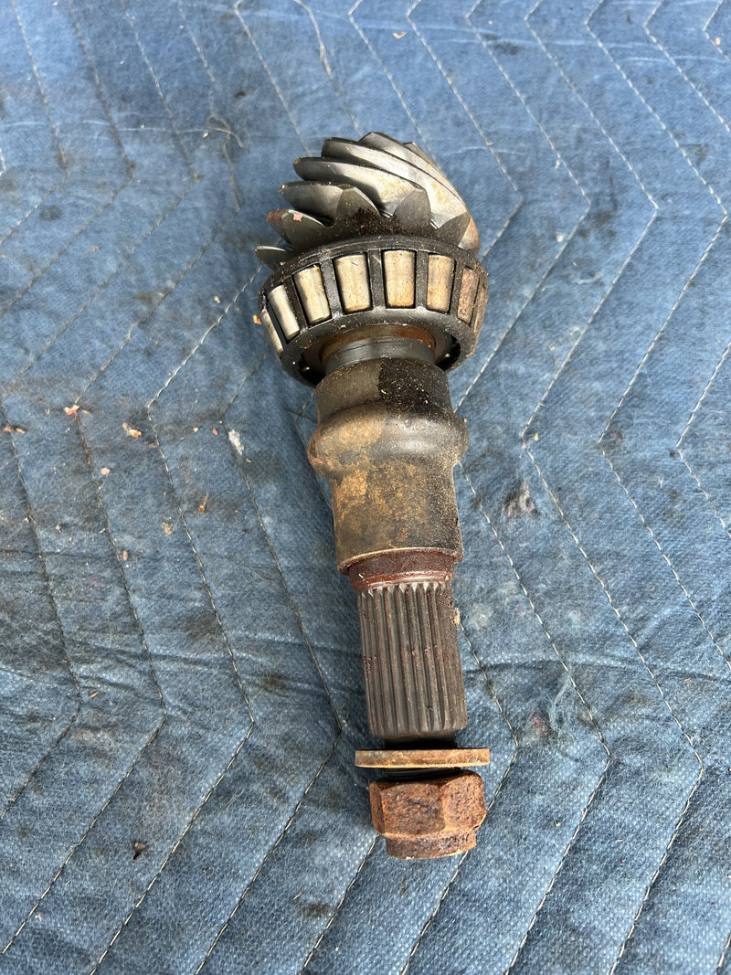 1985-1988 Suzuki Samurai Rear Ring & Pinion Gear Set 3.73 Ratio OEM #6730EM